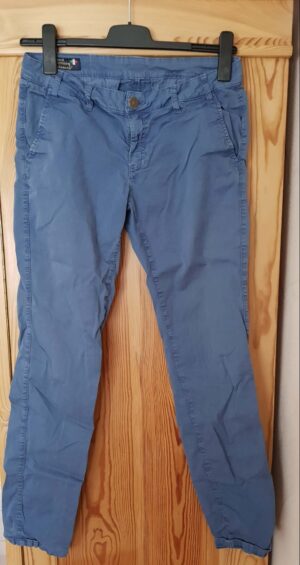 Jeans von good morning universe