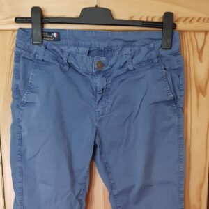 Jeans von good morning universe