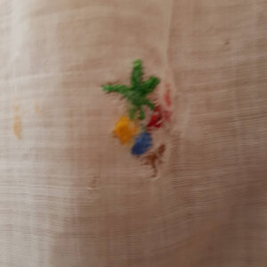 Kinderschürze bestickt, Sonntagsschürze