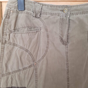 Rock vintage Größe 42 mit vielen Taschen