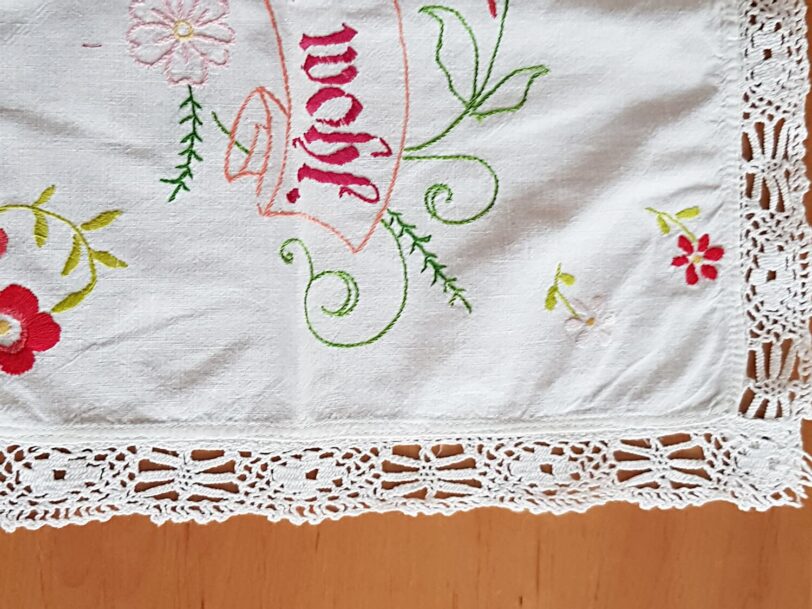 Deckchen vintage handgemacht 50er