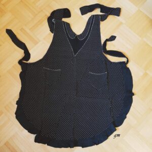 schwarze Schürze handgefertigt 50er/60er